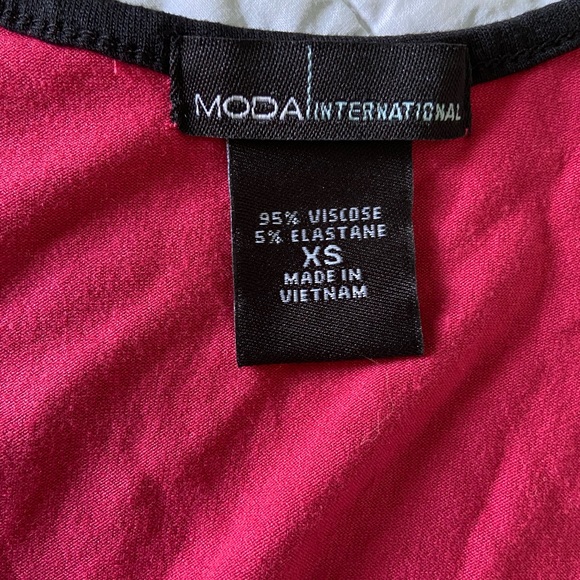 Victorias Secret pink and black loose fit comfortable tank top - Picture 9 of 12